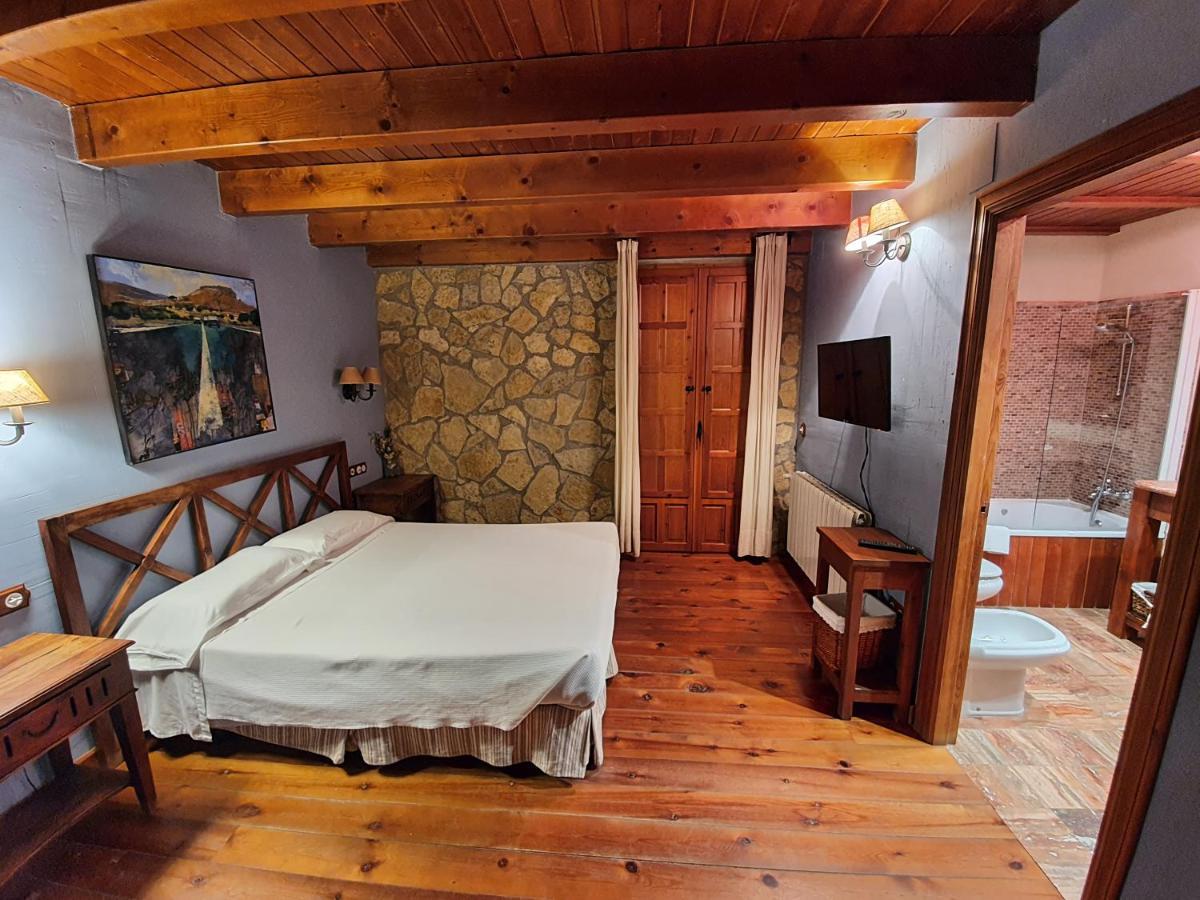 Tierras De Moya Hotel Los Huertos Luaran gambar