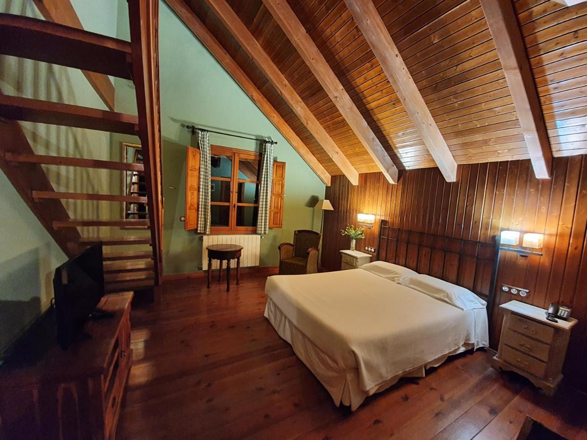 Tierras De Moya Hotel Los Huertos Luaran gambar